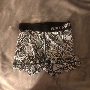 Nike Snakeskin Spandex - Size Small
